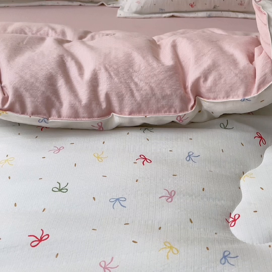 91家纺网 家纺一手货源 找家纺 鑫贝阳 2025新款A类亲肤邹邹纱冬被被子被芯 彩色蝴蝶结
