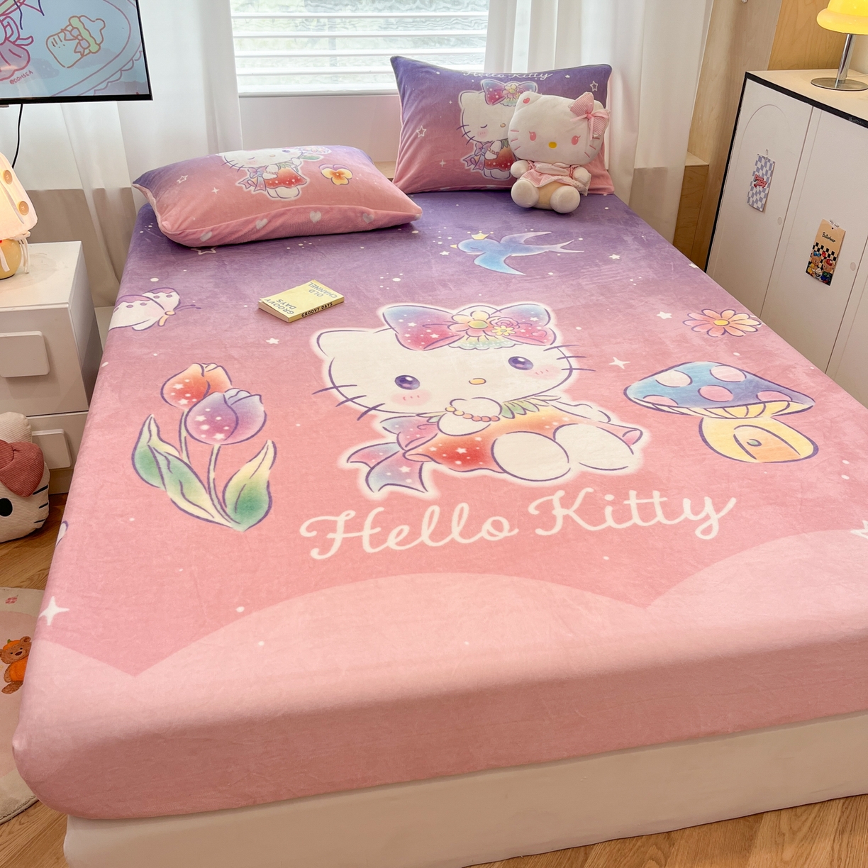 91家纺网 家纺一手货源 找家纺 暮思家居 2025新款正版授权三丽鸥大版牛奶绒数码印花单品床笠单件床笠(带标价格） 绒A版-梦幻KT