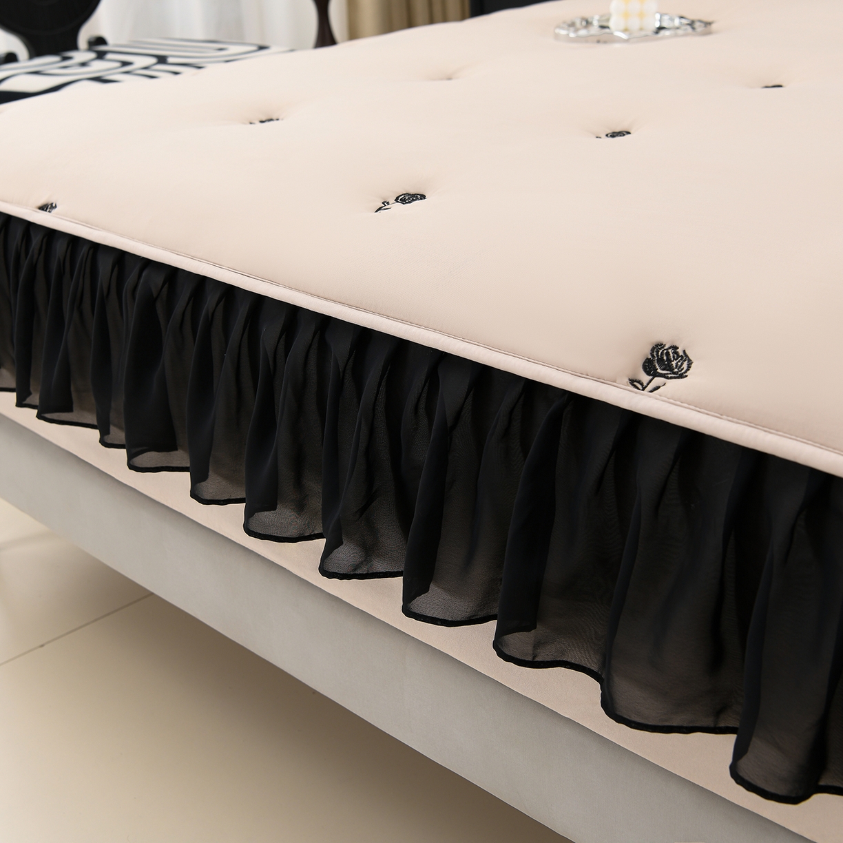 91家纺网 家纺一手货源 找家纺 推推家纺 2025新款A类水洗棉花边床笠单品床笠床笠单件 花边款玫瑰-卡其