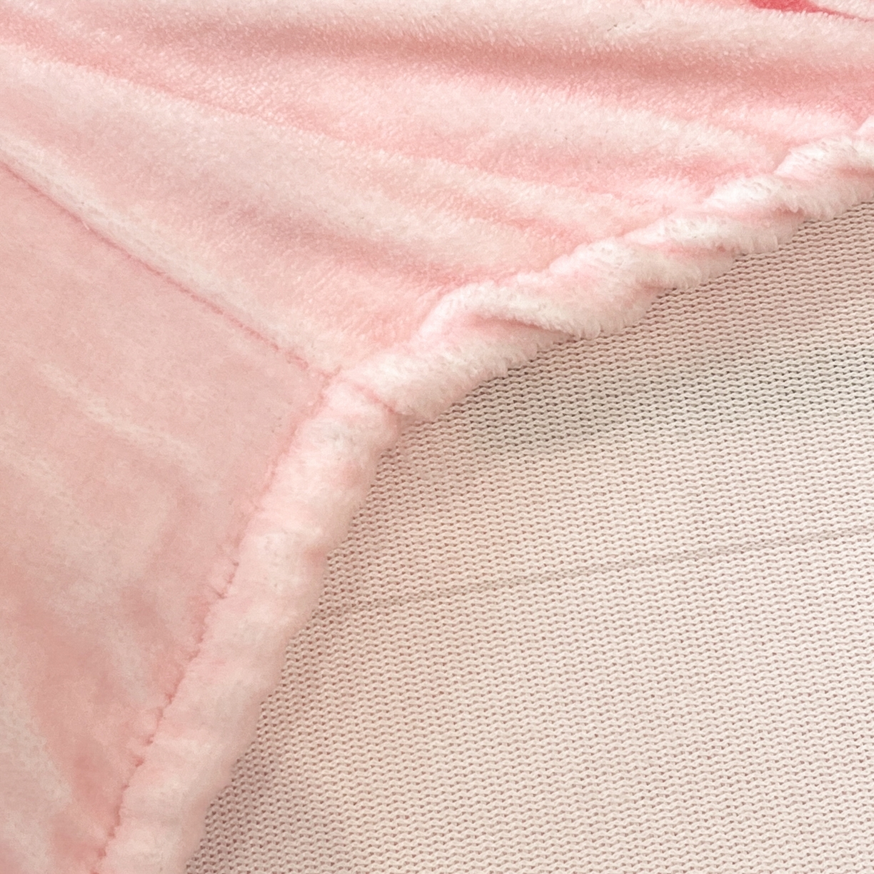 91家纺网 家纺一手货源 找家纺 暮思家居 2025新款正版授权三丽鸥大版牛奶绒数码印花单品床笠单件床笠(带标价格） 绒A版-甜筒KT