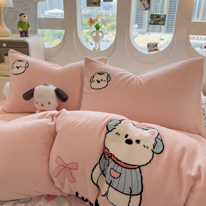 91家纺网 家纺一手货源 找家纺 （总）丝羽坊 2025新款A类潮款加厚牛奶绒四件套