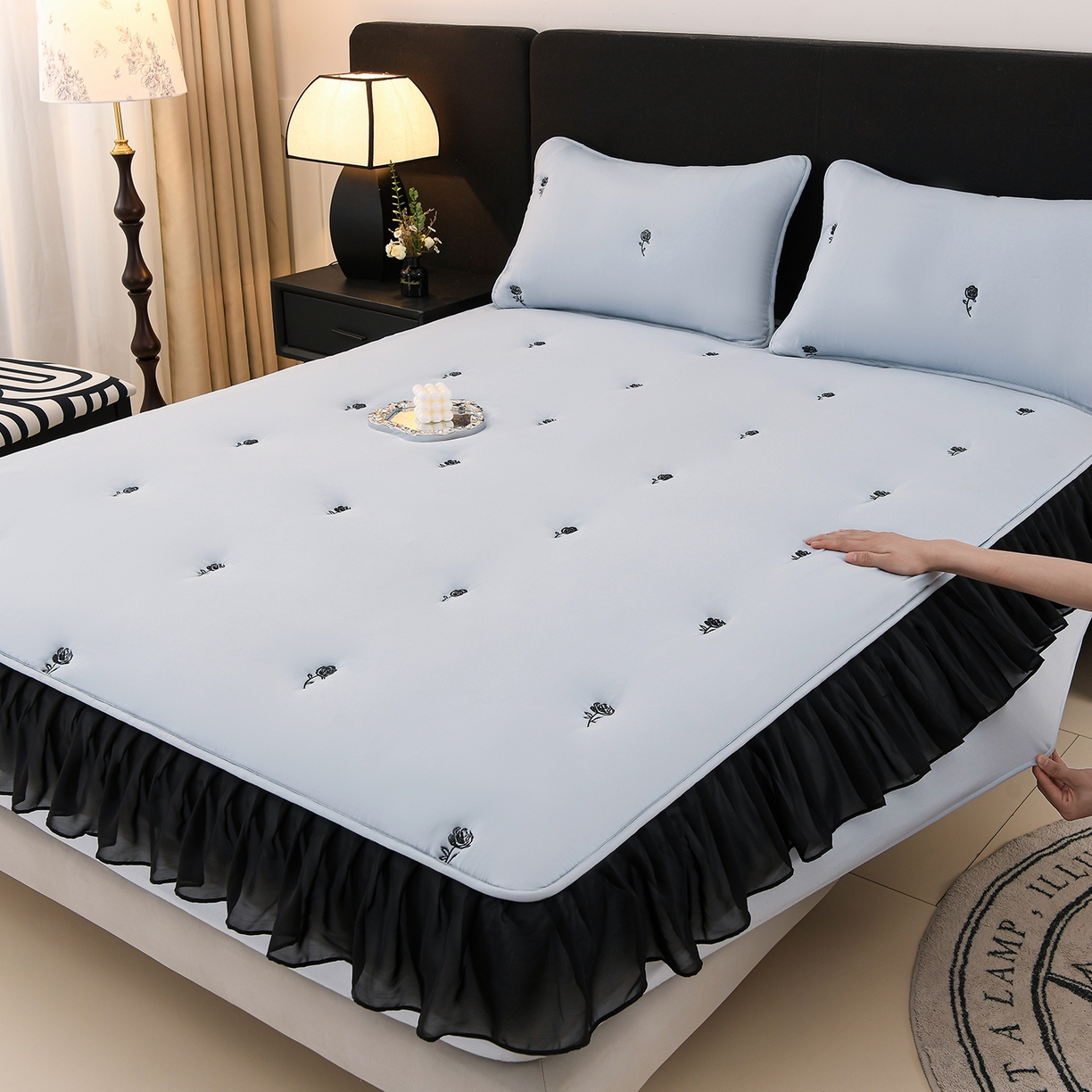 91家纺网 家纺一手货源 找家纺 推推家纺 2025新款A类水洗棉花边床笠单品床笠床笠单件 花边款玫瑰-蓝色