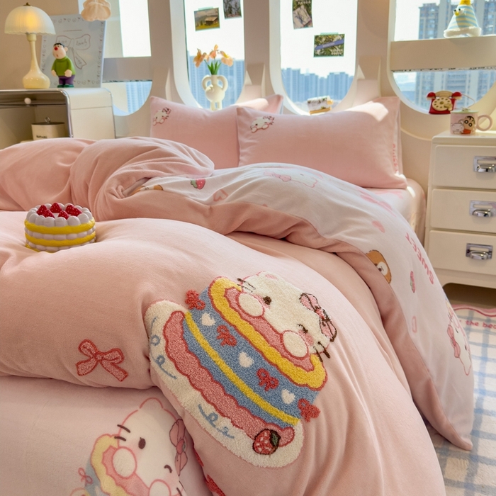 91家纺网 家纺一手货源 找家纺 丝羽坊 2025新款A类潮款加厚牛奶绒四件套 奶芙猫咪