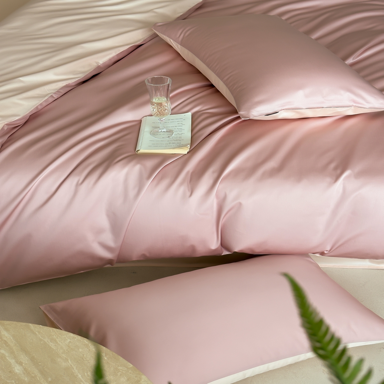 91家纺网 家纺一手货源 找家纺 馨蕊家居 2025春夏新品100S高奢简约长绒棉系列-棉拾光（非会员+20） 控价：不低于218/248/268 棉拾光-慕斯粉