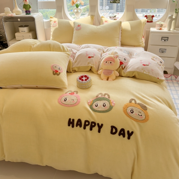 91家纺网 家纺一手货源 找家纺 丝羽坊 2025新款A类潮款加厚牛奶绒四件套 萌趣玩偶