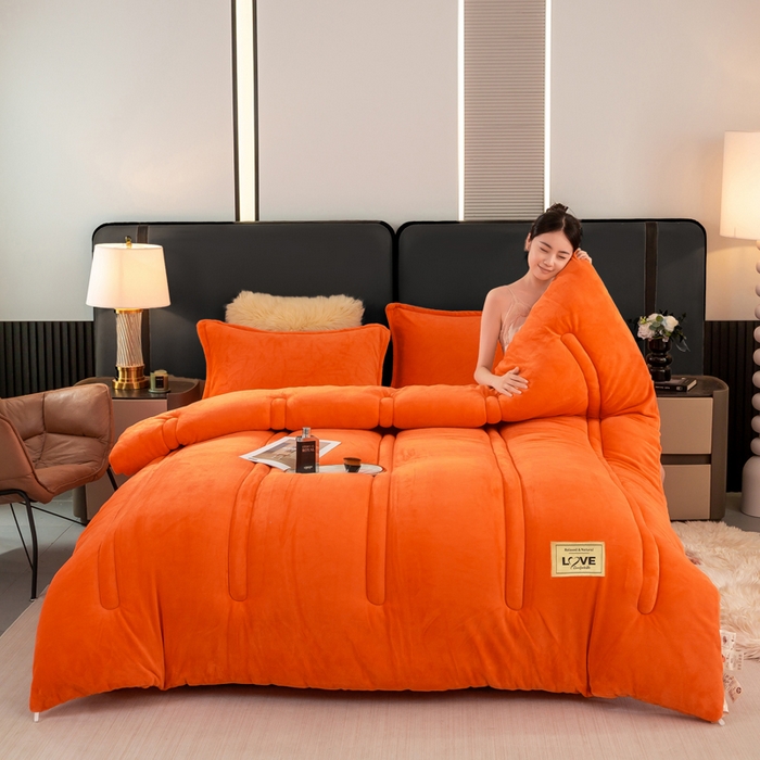 91家纺网 家纺一手货源 找家纺 81号家纺 2025新款双面牛奶绒纯色冬被被子被芯 活力橙