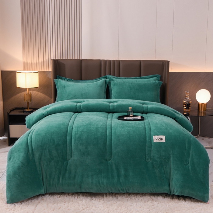 91家纺网 家纺一手货源 找家纺 81号家纺 2025新款双面牛奶绒纯色冬被被子被芯 墨绿色