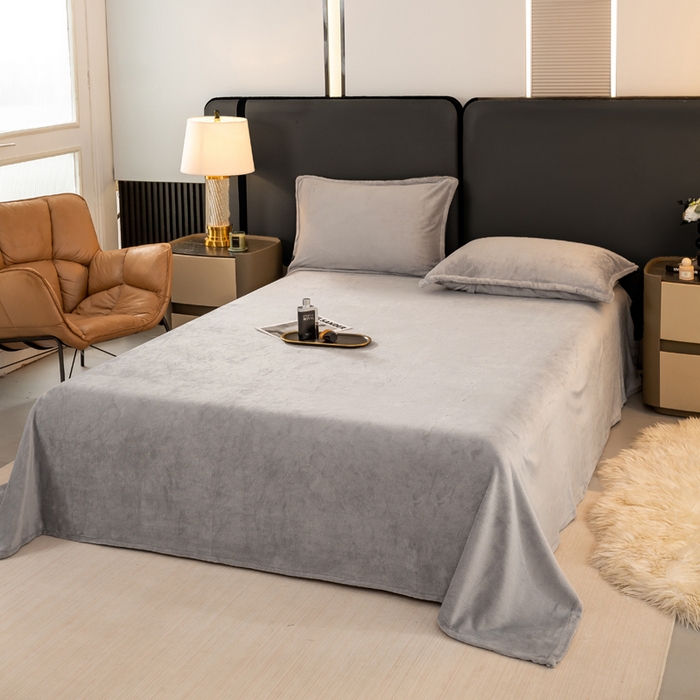 91家纺网 家纺一手货源 找家纺 81号家纺 2025新款双面牛奶绒纯色冬被被子被芯 云雾灰