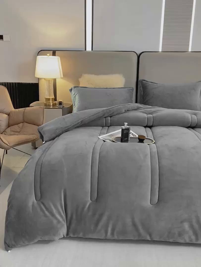 91家纺网 家纺一手货源 找家纺 81号家纺 2025新款双面牛奶绒纯色冬被被子被芯 云雾灰