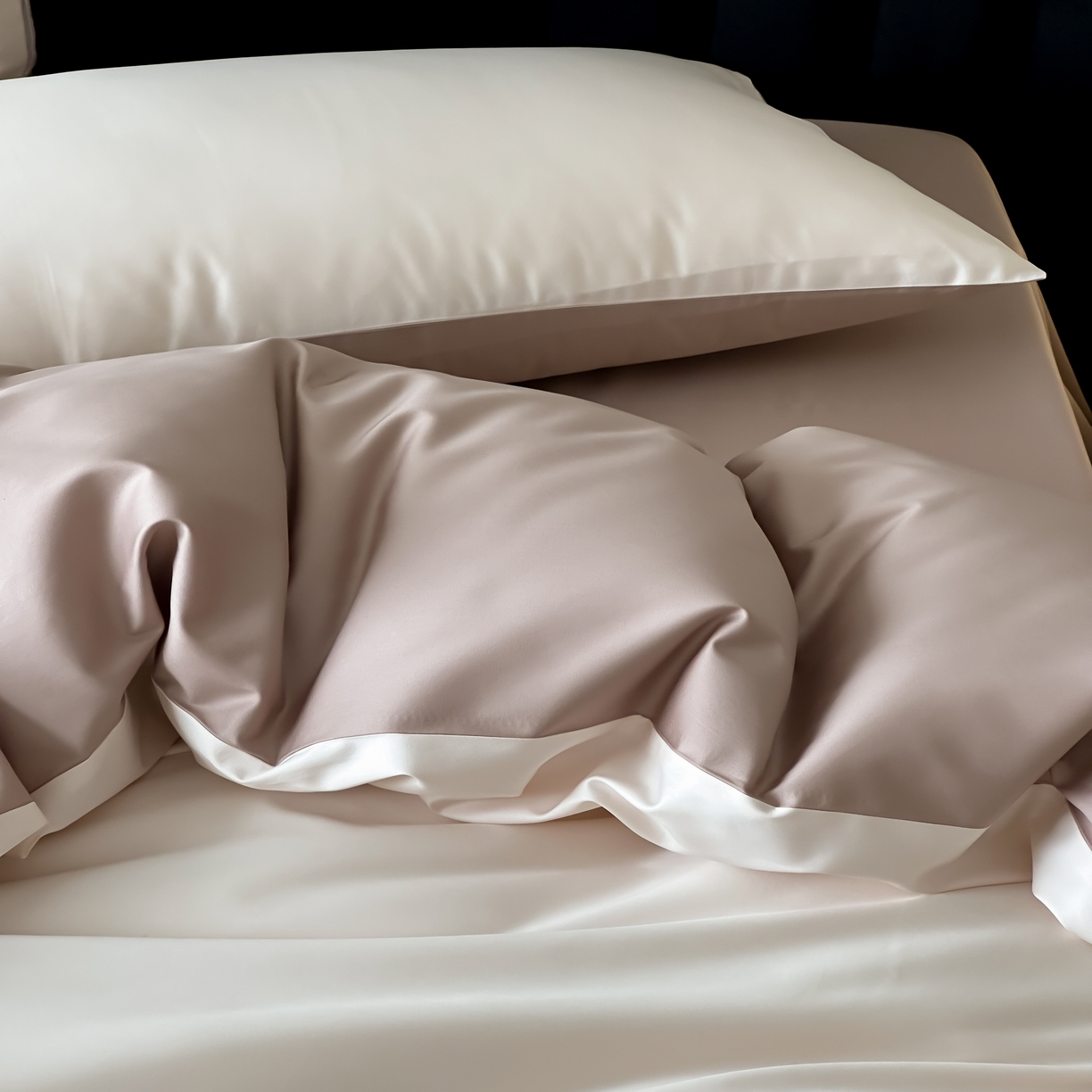 91家纺网 家纺一手货源 找家纺 馨蕊家居 2025春夏新品100S高奢简约长绒棉系列-棉拾光（非会员+20） 控价：不低于218/248/268 棉拾光-乌梅子粉