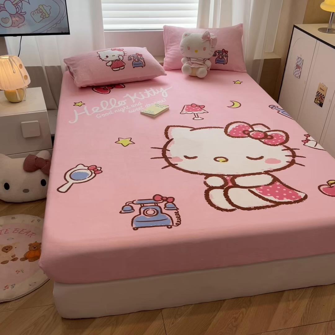 91家纺网 家纺一手货源 找家纺 暮思家居 2025新款正版授权三丽鸥大版牛奶绒数码印花单品床笠单件床笠(带标价格） 绒A版-晚安KT