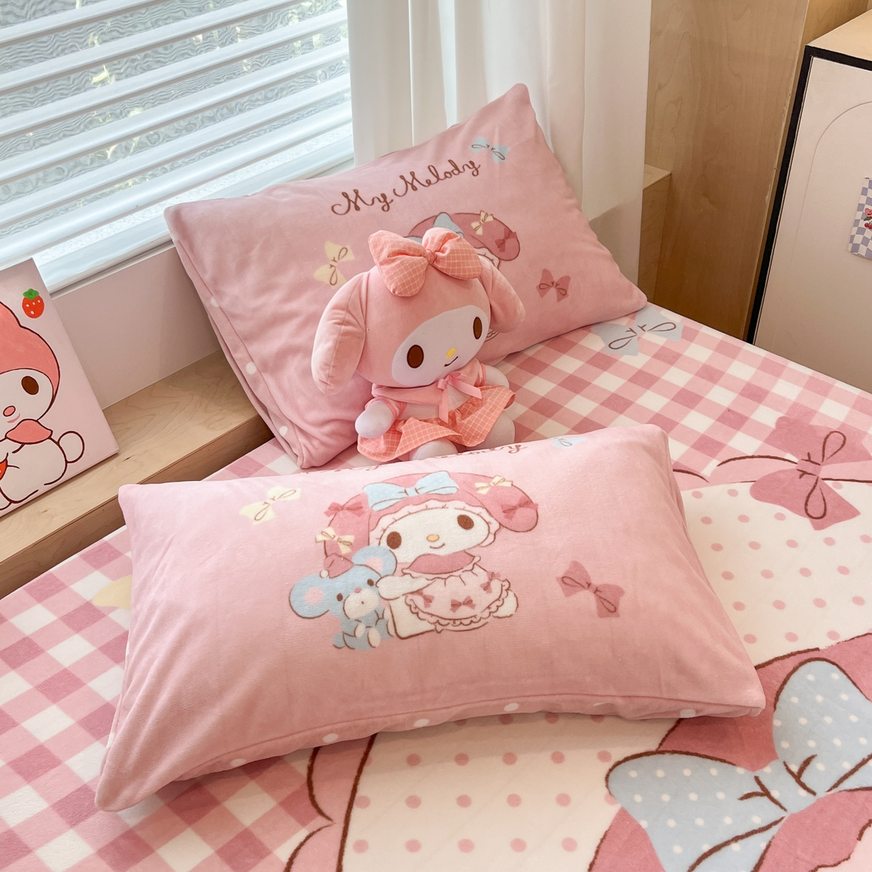 91家纺网 家纺一手货源 找家纺 暮思家居 2025新款正版授权三丽鸥大版牛奶绒数码印花单品床笠单件床笠(带标价格） 绒A版-相框美乐蒂