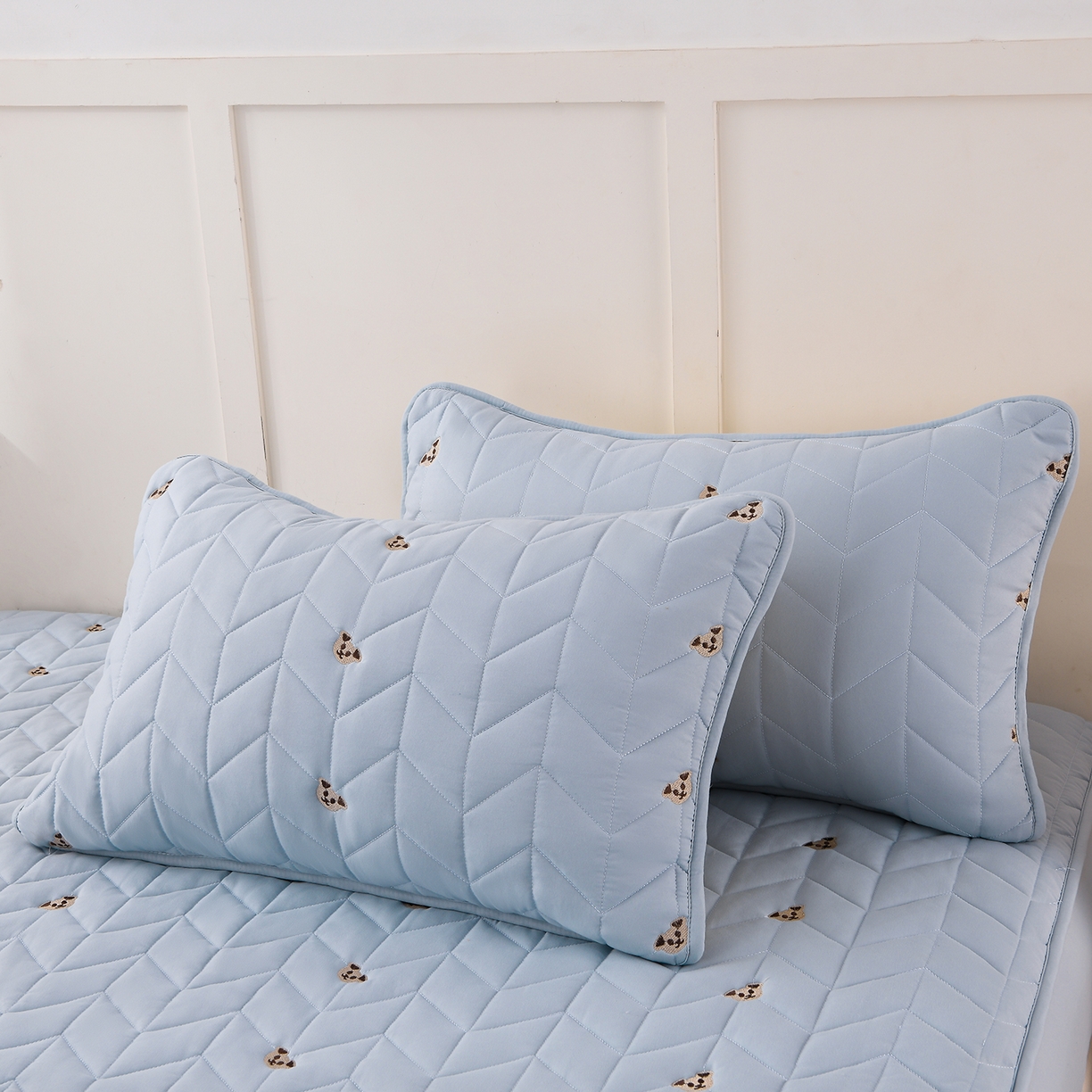 91家纺网 家纺一手货源 找家纺 推推家纺 2025新款A类水洗棉床笠单品床笠床笠单件 可爱熊-卡蓝色