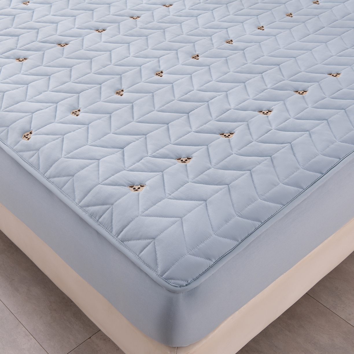 91家纺网 家纺一手货源 找家纺 推推家纺 2025新款A类水洗棉床笠单品床笠床笠单件 可爱熊-卡蓝色