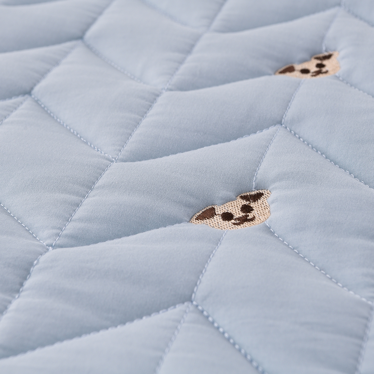 91家纺网 家纺一手货源 找家纺 推推家纺 2025新款A类水洗棉床笠单品床笠床笠单件 可爱熊-卡蓝色