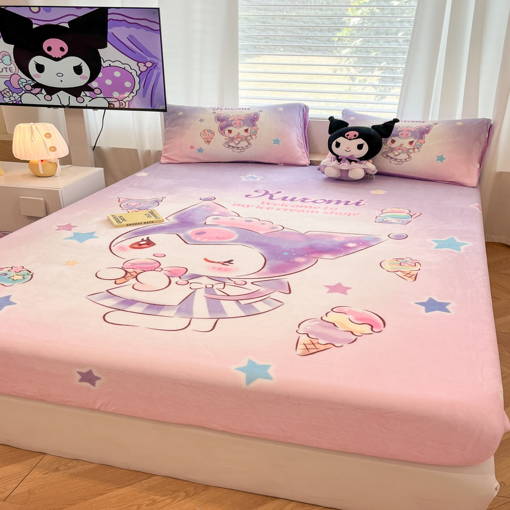 91家纺网 家纺一手货源 找家纺 暮思家居 2025新款正版授权三丽鸥大版牛奶绒数码印花单品床笠单件床笠(带标价格） 绒A版-炫彩库洛米