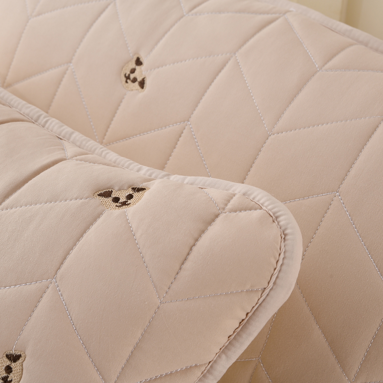 91家纺网 家纺一手货源 找家纺 推推家纺 2025新款A类水洗棉床笠单品床笠床笠单件 可爱熊-卡其