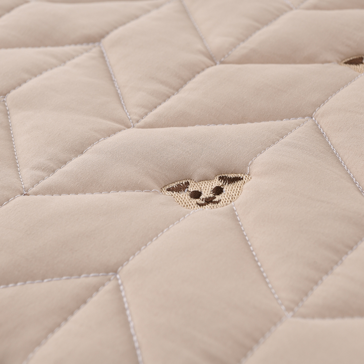 91家纺网 家纺一手货源 找家纺 推推家纺 2025新款A类水洗棉床笠单品床笠床笠单件 可爱熊-卡其