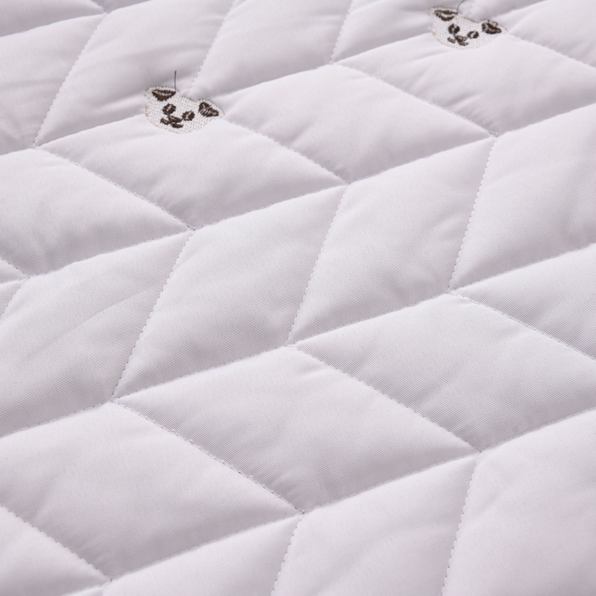 91家纺网 家纺一手货源 找家纺 推推家纺 2025新款A类水洗棉床笠单品床笠床笠单件 可爱熊-卡深灰