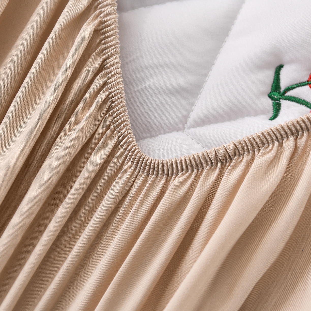 91家纺网 家纺一手货源 找家纺 推推家纺 2025新款A类水洗棉床笠单品床笠床笠单件 樱桃-卡其