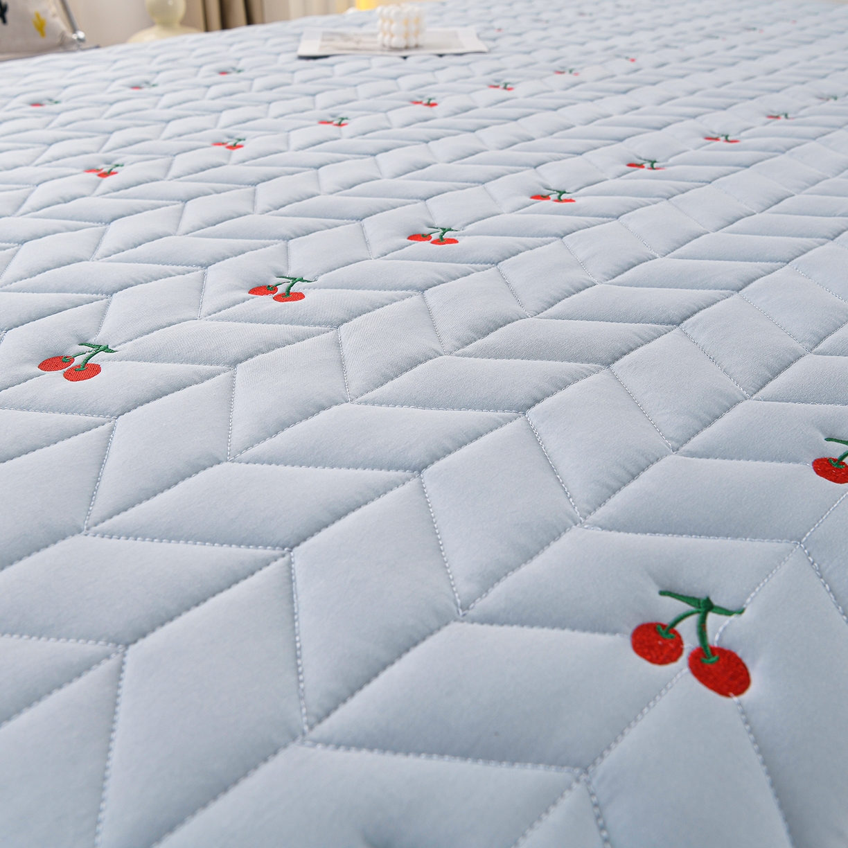 91家纺网 家纺一手货源 找家纺 推推家纺 2025新款A类水洗棉床笠单品床笠床笠单件 樱桃-蓝色