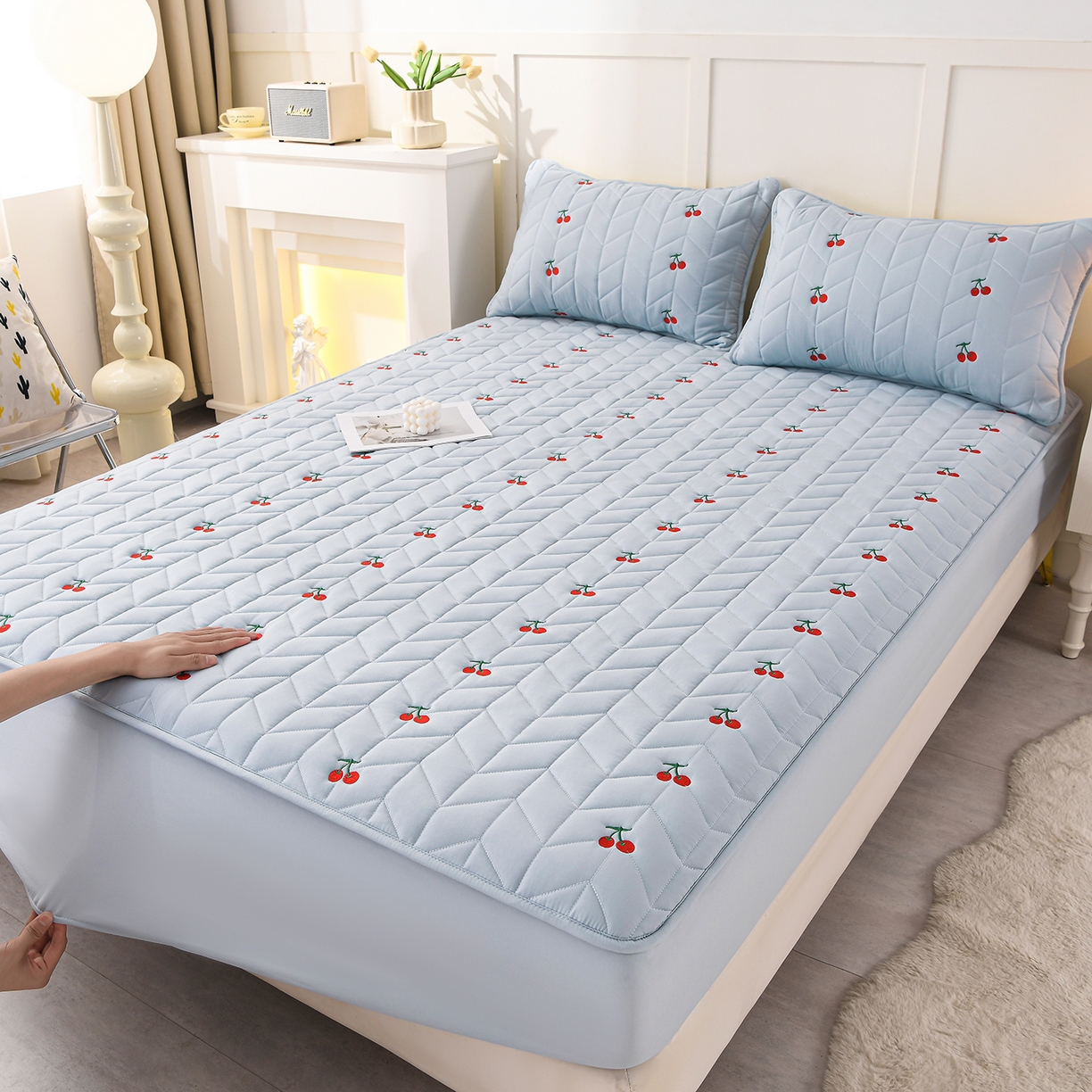 91家纺网 家纺一手货源 找家纺 推推家纺 2025新款A类水洗棉床笠单品床笠床笠单件 樱桃-蓝色