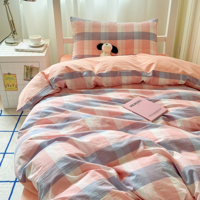 91家纺网 家纺一手货源 找家纺 良品汇馆 2025【学生三件套】纯棉学生宿舍三件套床品件套格子纯色单人上下铺0.9床笠 六宫格暖粉