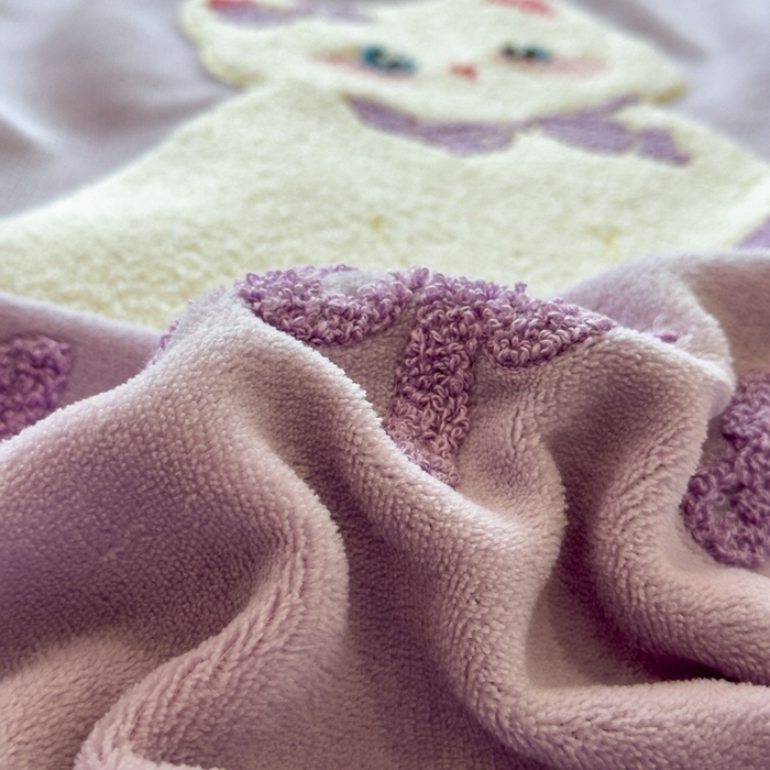 91家纺网 家纺一手货源 找家纺 丝羽坊 2025新款A类潮款加厚牛奶绒四件套 紫色喵影