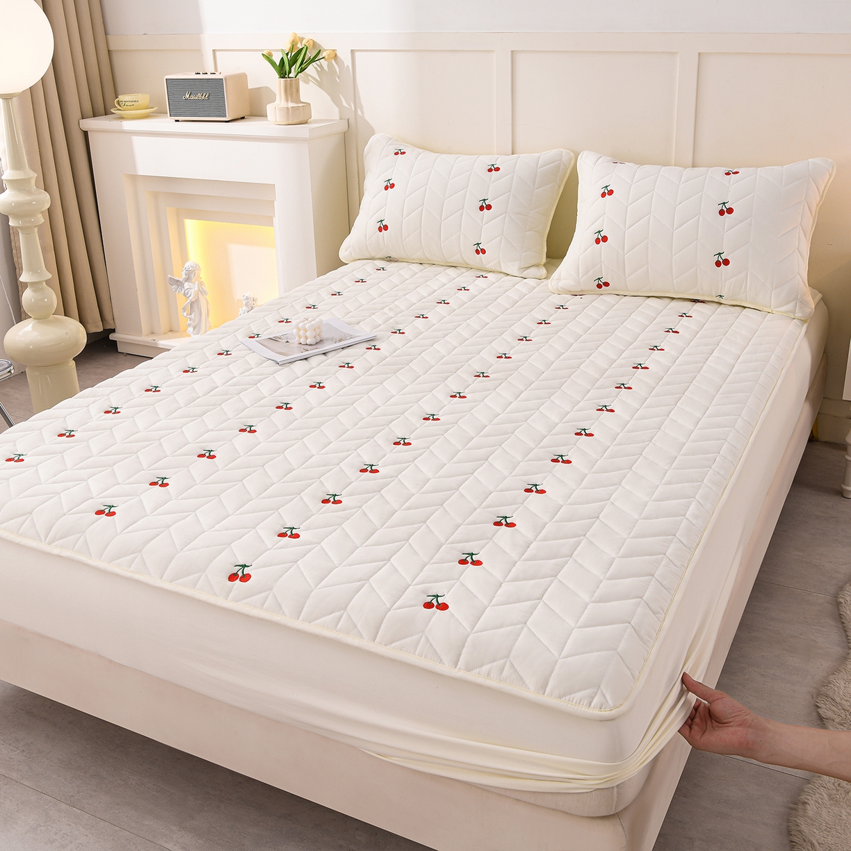 91家纺网 家纺一手货源 找家纺 推推家纺 2025新款A类水洗棉床笠单品床笠床笠单件 樱桃-米白