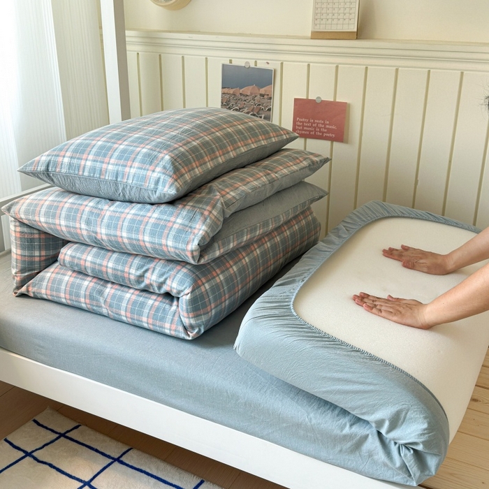 91家纺网 家纺一手货源 找家纺 良品汇馆 2025【学生三件套】纯棉学生宿舍三件套床品件套格子纯色单人上下铺0.9床笠 映像格蓝