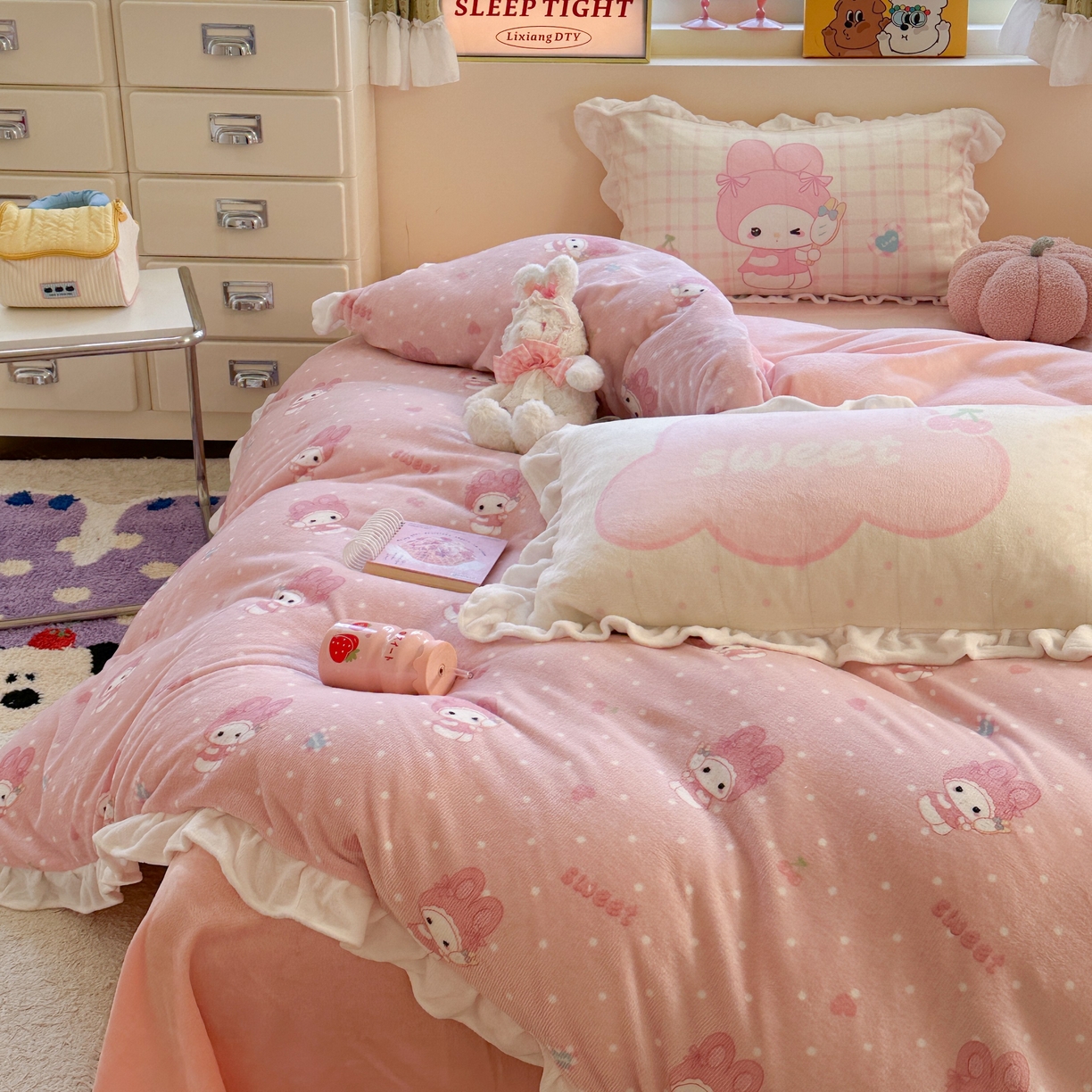 91家纺网 家纺一手货源 找家纺 美乐迪家纺 2025新款加厚牛奶绒花边四件套 头套小兔