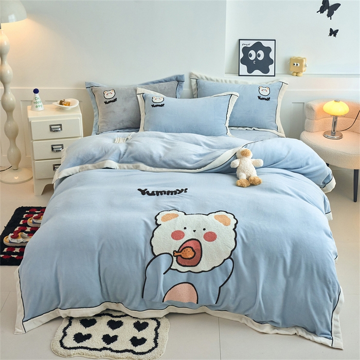 91家纺网 家纺一手货源 找家纺 （总）兰紫橙家纺 2025新款亲肤舒适毛巾绣牛奶绒四件套 8斤重