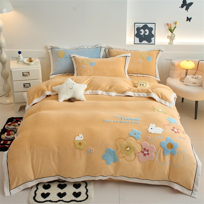 兰紫橙家纺 2025新款亲肤舒适毛巾绣牛奶绒四件套 桃花朵朵开-雏菊黄