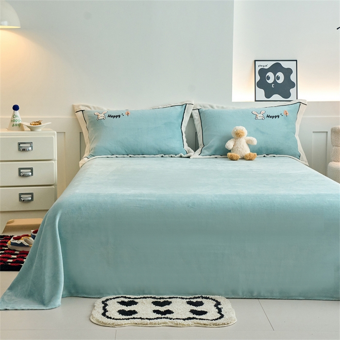 91家纺网 家纺一手货源 找家纺 兰紫橙家纺 2025新款亲肤舒适毛巾绣牛奶绒四件套 开心兔-浅星蓝