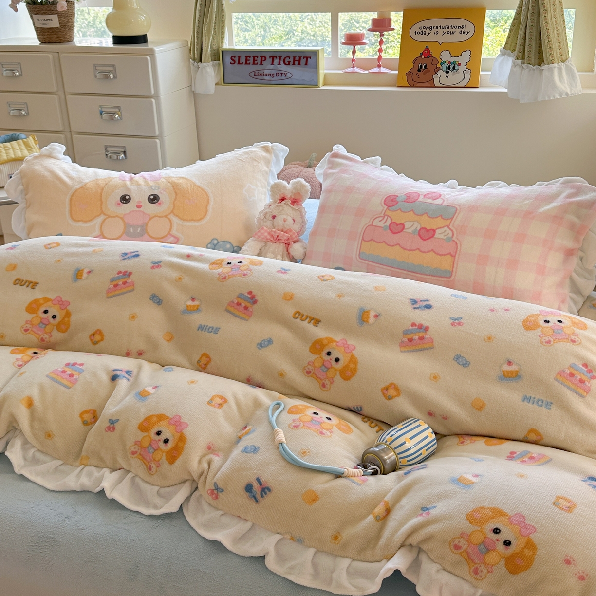 91家纺网 家纺一手货源 找家纺 美乐迪家纺 2025新款加厚牛奶绒花边四件套 黄油小狗