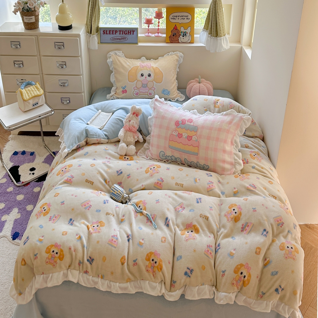 91家纺网 家纺一手货源 找家纺 美乐迪家纺 2025新款加厚牛奶绒花边四件套 黄油小狗