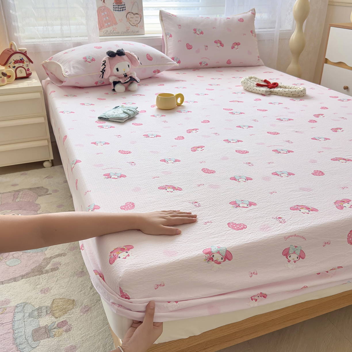 91家纺网 家纺一手货源 找家纺 （总）梦庭帛美 2025新款高克重110克云感提花皱皱纱正版三丽鸥床笠