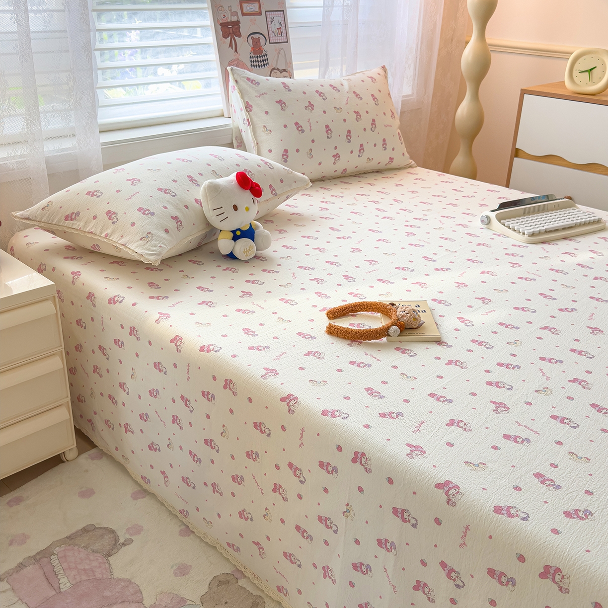 91家纺网 家纺一手货源 找家纺 梦庭帛美 2025新款高克重110克云感提花皱皱纱正版三丽鸥床单 木马美乐蒂