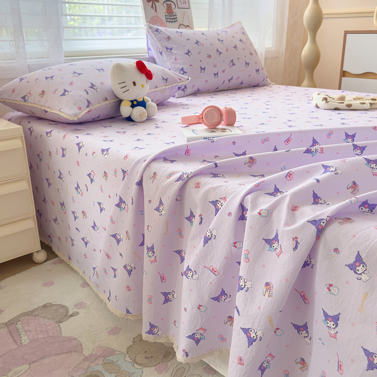 91家纺网 家纺一手货源 找家纺 梦庭帛美 2025新款高克重110克云感提花皱皱纱正版三丽鸥床单 时尚库洛米