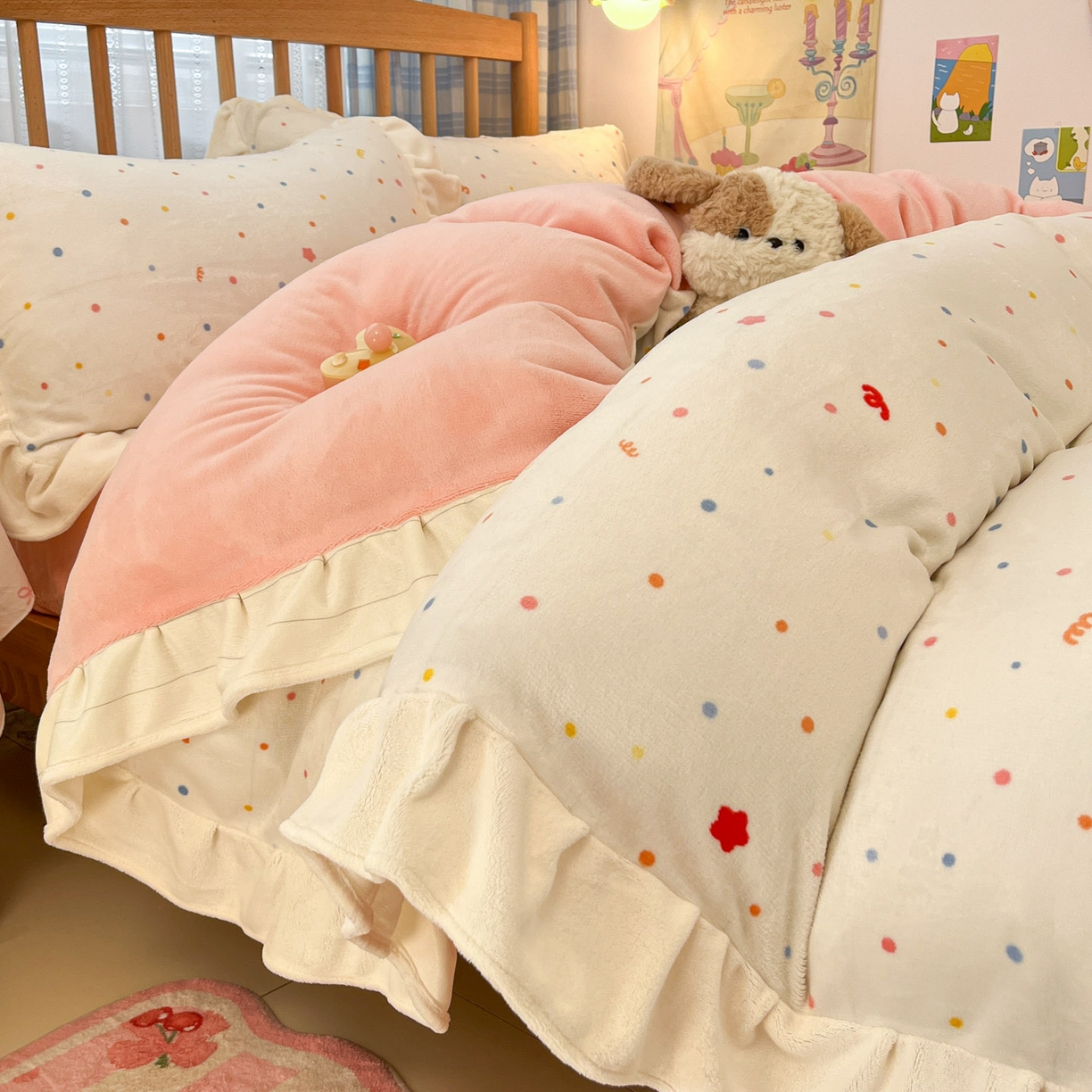 91家纺网 家纺一手货源 找家纺 川悦生活 2025新款A类韩版花边牛奶绒四件套 花边彩虹心情粉