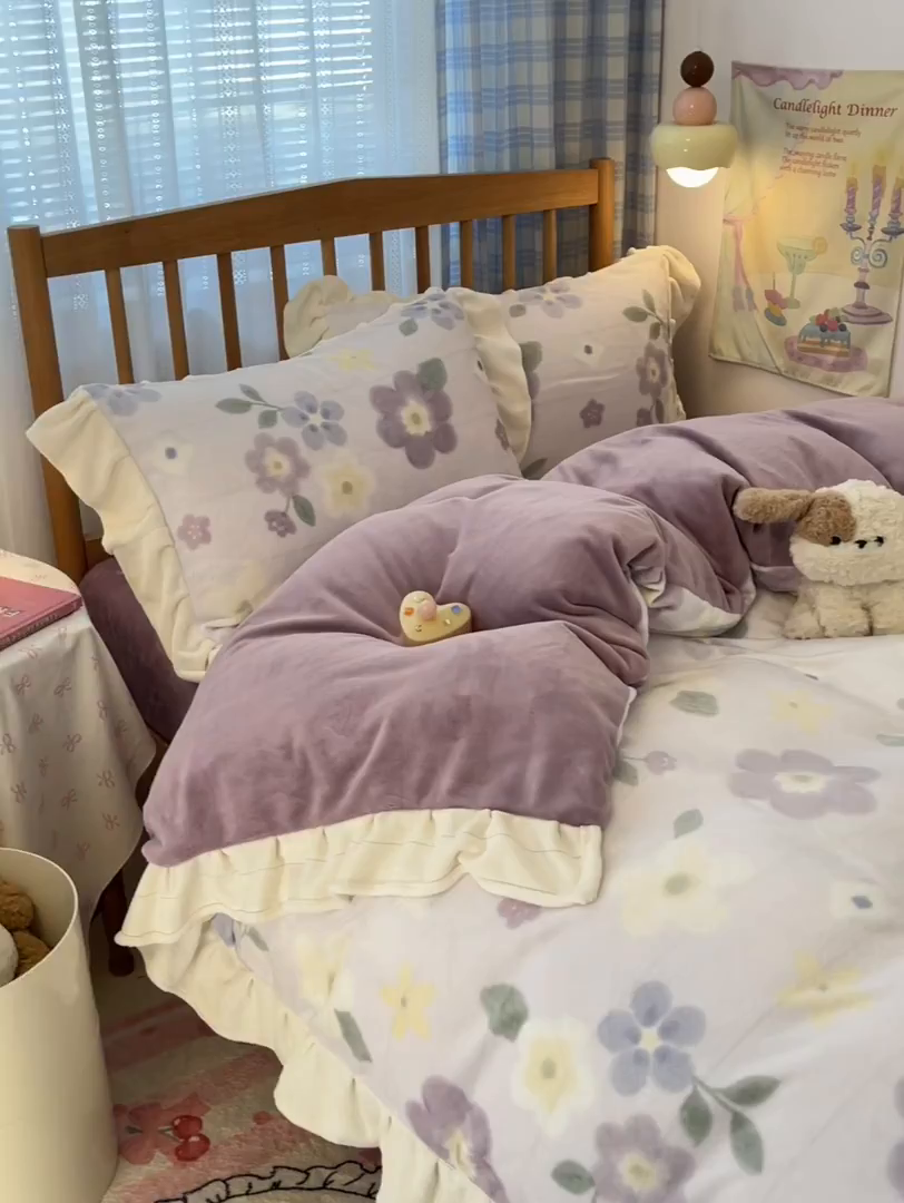 91家纺网 家纺一手货源 找家纺 川悦生活 2025新款A类韩版花边牛奶绒四件套 花边莉莉柒缇