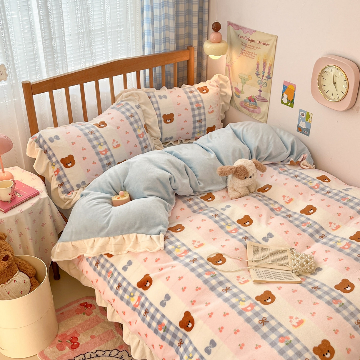 91家纺网 家纺一手货源 找家纺 川悦生活 2025新款A类韩版花边牛奶绒四件套 花边奶朵布丁熊