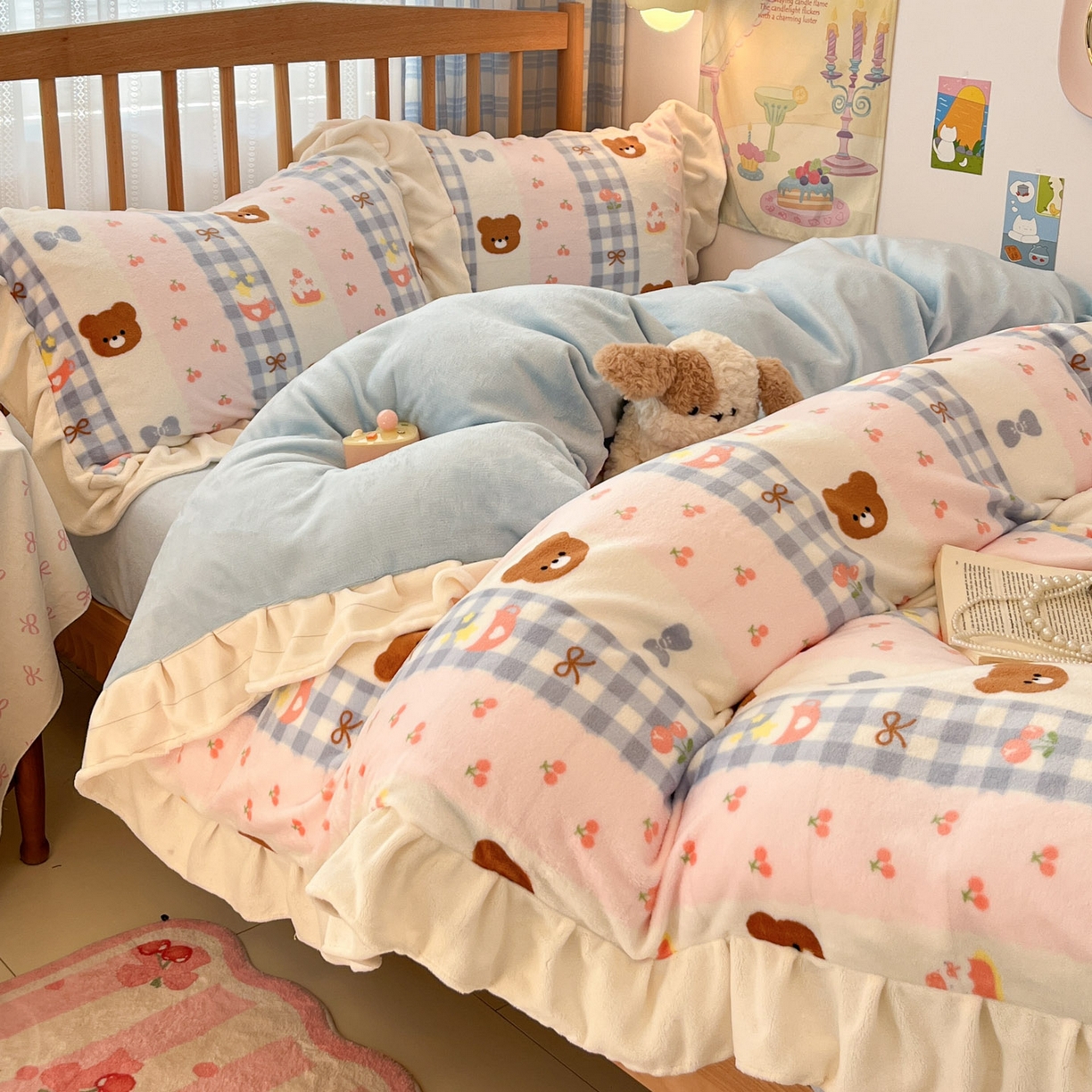 91家纺网 家纺一手货源 找家纺 川悦生活 2025新款A类韩版花边牛奶绒四件套 花边奶朵布丁熊