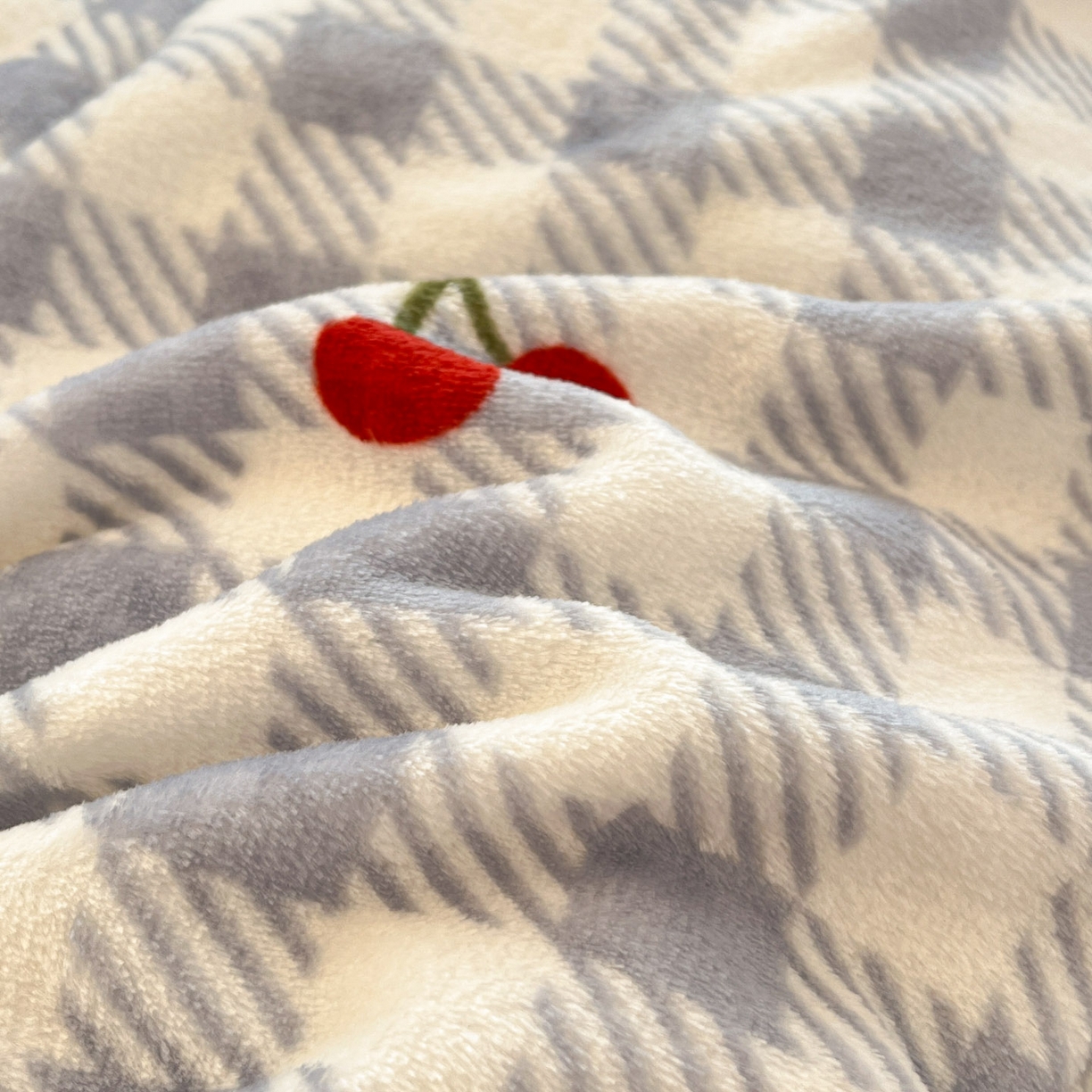 91家纺网 家纺一手货源 找家纺 川悦生活 2025新款A类韩版花边牛奶绒四件套 花边青天车厘