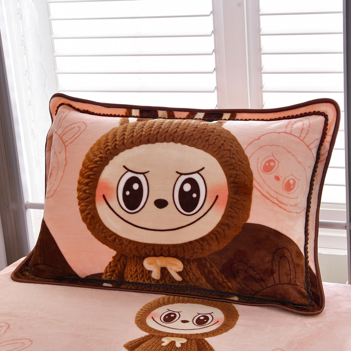 91家纺网 家纺一手货源 找家纺 （总）绒品荟家纺 2025新款加厚牛奶绒三件套金貂绒法莱绒冬季床单款床笠款学生宿舍单人三件套