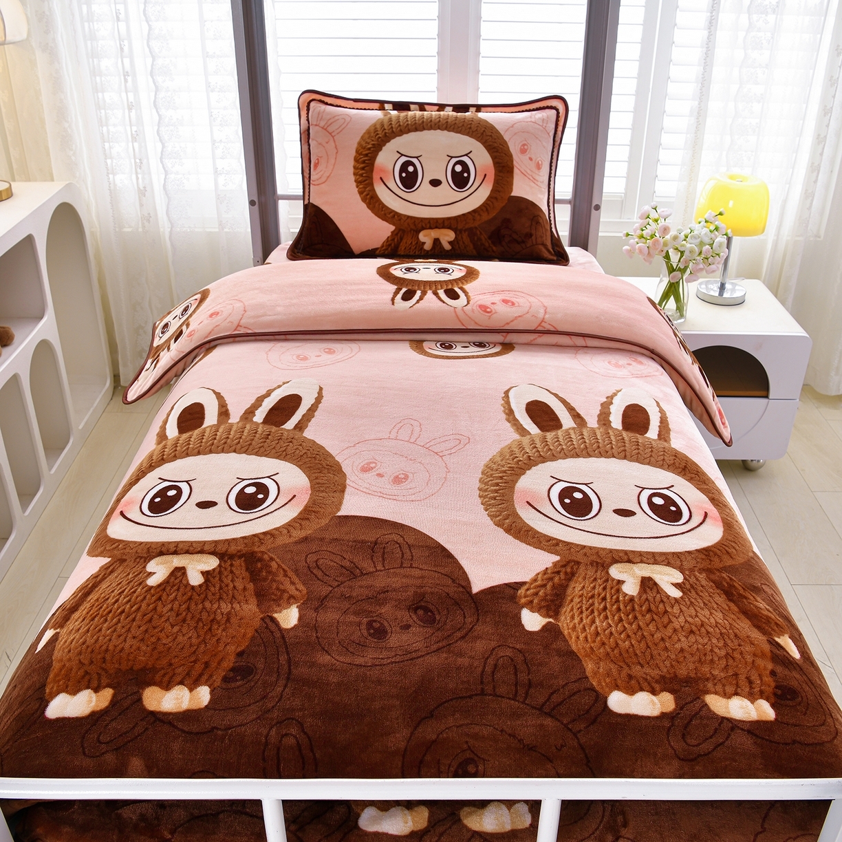 91家纺网 家纺一手货源 找家纺 （总）绒品荟家纺 2025新款加厚牛奶绒三件套金貂绒法莱绒冬季床单款床笠款学生宿舍单人三件套