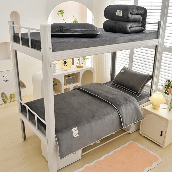 91家纺网 家纺一手货源 找家纺 （总）绒品荟家纺 2025新款加厚牛奶绒三件套金貂绒法莱绒冬季床单款床笠款学生宿舍单人三件套