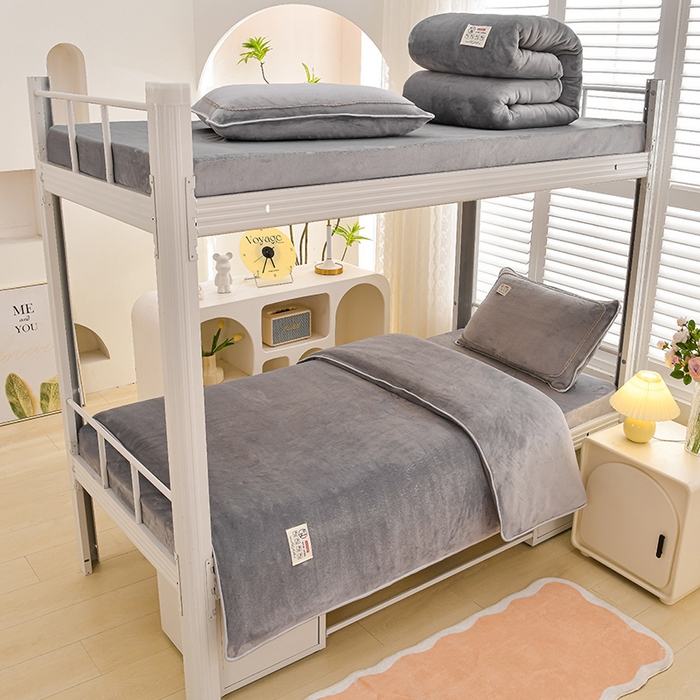 91家纺网 家纺一手货源 找家纺 （总）绒品荟家纺 2025新款加厚牛奶绒三件套金貂绒法莱绒冬季床单款床笠款学生宿舍单人三件套