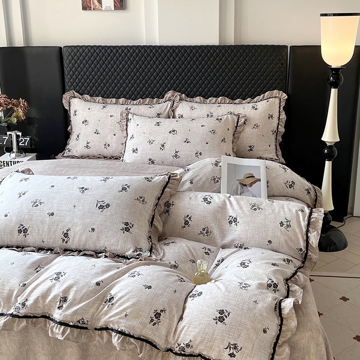 91家纺网 家纺一手货源 找家纺 金纱玉纺家纺 2025新款古法水洗花边床裙床单四件套 春熙