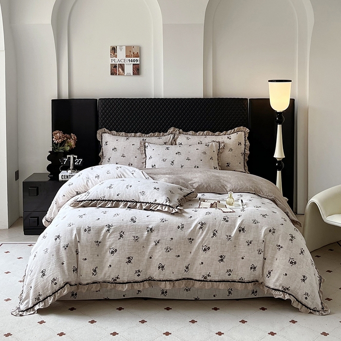 91家纺网 家纺一手货源 找家纺 金纱玉纺家纺 2025新款古法水洗花边床裙床单四件套 春熙